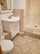 302 Camelot Shore Dr in Farmington, NH - Building Photo - Building Photo