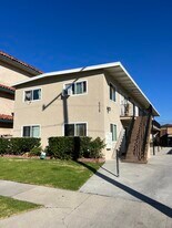 4030 W 136th St, Unit D in Hawthorne, CA - Building Photo