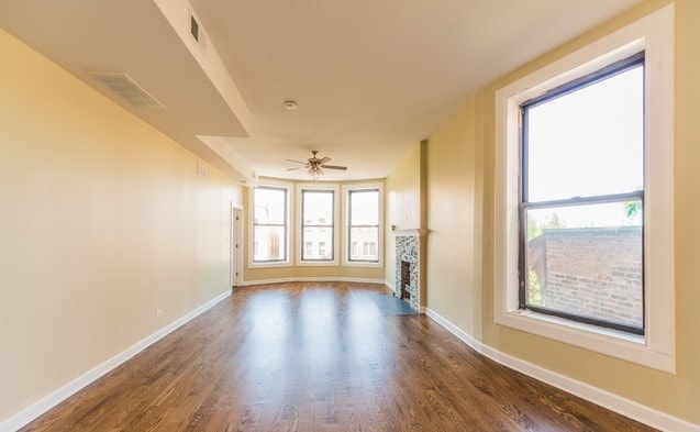 2445 W Harrison St, Unit 3