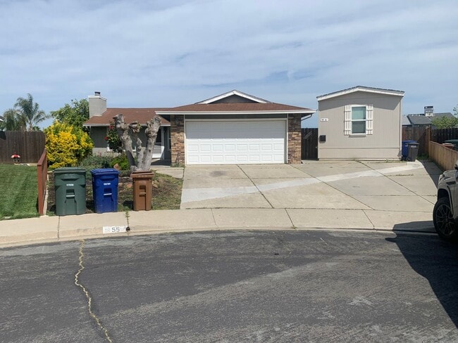 55 Simons Ct in Oakley, CA - Building Photo - Building Photo