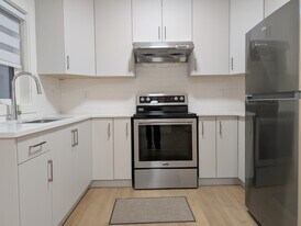 32945 Best Ave in Mission, BC - Building Photo