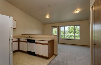 Boardwalk Apartments in Bellingham, WA - Foto de edificio - Building Photo