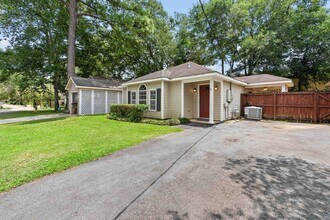 6355 Burnham Wood Pl in Mobile, AL - Building Photo - Building Photo