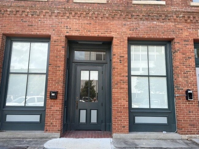 property at 576 Mulberry St