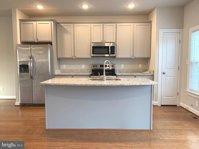 26 Andrews Pl in Fredericksburg, VA - Building Photo - Building Photo