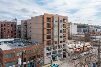 Fujisada Condominiums in Seattle, WA - Foto de edificio - Building Photo