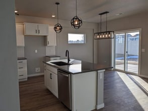 1733 S Seagrass Ave in Meridian, ID - Building Photo - Building Photo