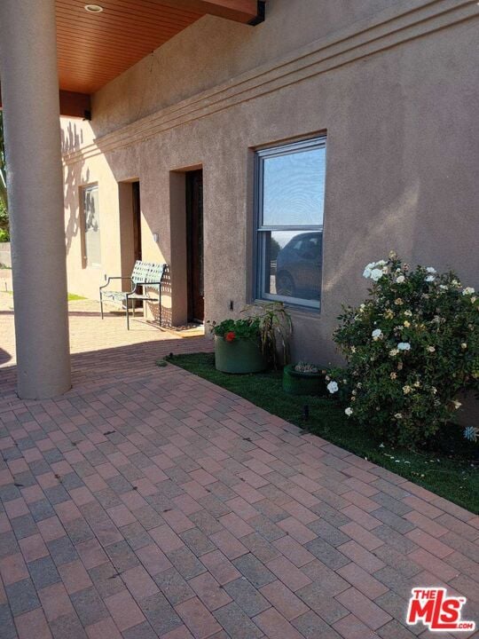 34077 Pacific Coast Hwy in Malibu, CA - Building Photo - Building Photo