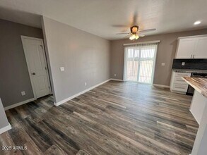 4552 N Loring Rd in Casa Grande, AZ - Building Photo - Building Photo