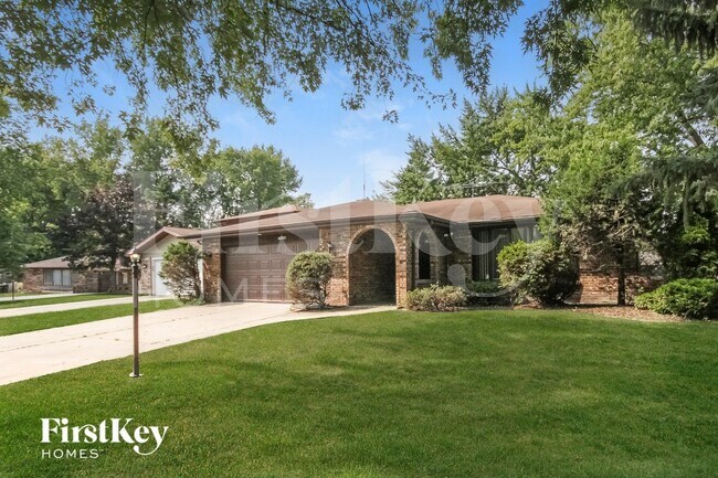 18428 Lange St in Lansing, IL - Building Photo - Building Photo