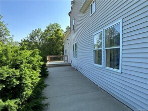 1399 US-44-Unit -13 in Clintondale, NY - Foto de edificio - Building Photo