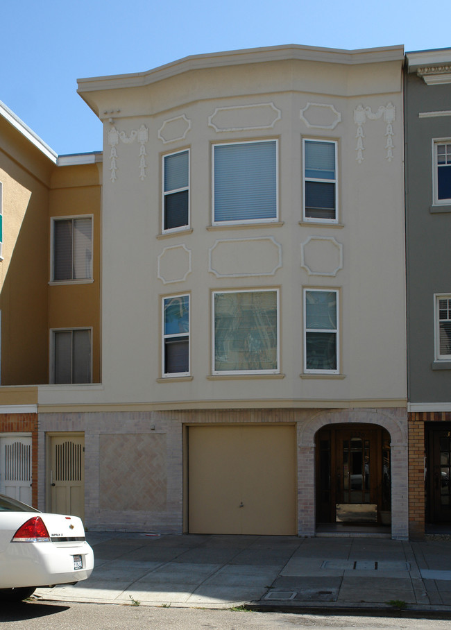 3330 Octavia St in San Francisco, CA - Building Photo - Building Photo