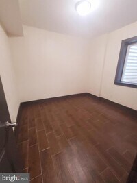 1732 Fontain St photo'