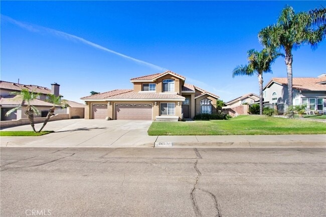 2421 W Calle Celeste Dr in Rialto, CA - Building Photo - Building Photo