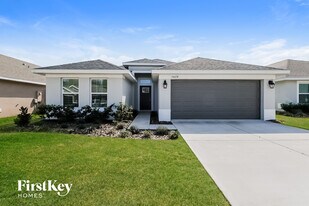 14428 Potterton Cir in Hudson, FL - Building Photo