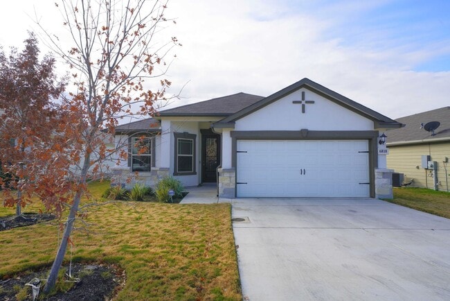 property at 6818 Dashmoor Creek