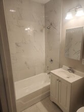 93 Maple Ave in Hartford, CT - Building Photo - Building Photo