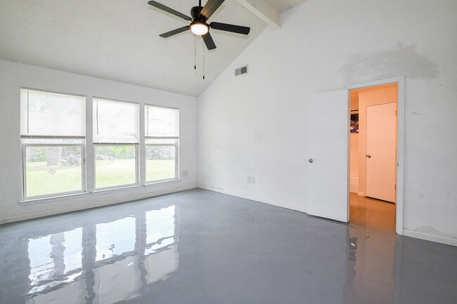 property at 19522 Dianeshire Dr