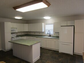 7110 Teenie Rd in Prineville, OR - Building Photo - Building Photo