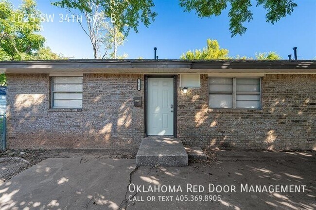 property at 1625 SW 34th St