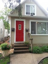 3913 37th Ave S in Minneapolis, MN - Building Photo