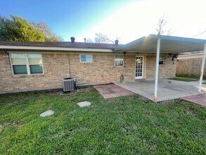 3892 Ella St in Bossier City, LA - Building Photo - Building Photo