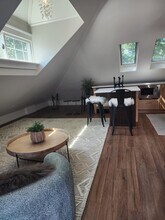 125 Cole Ave, Unit 125 B in Providence, RI - Building Photo - Building Photo
