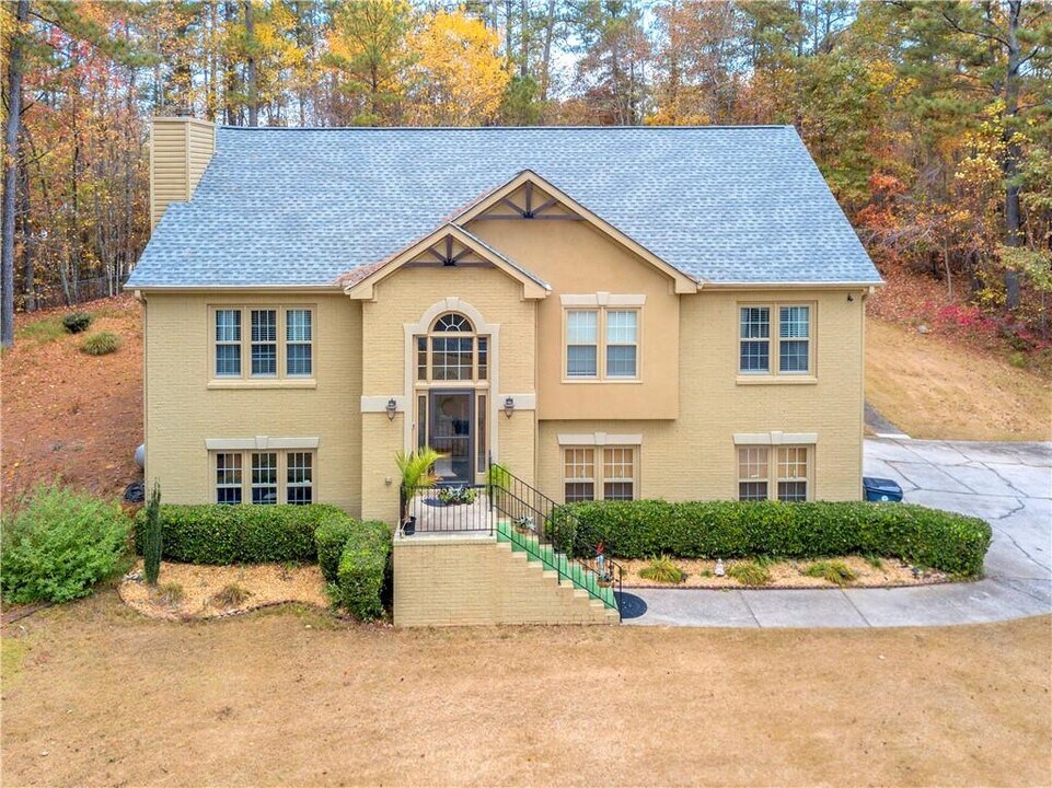 633 Coach Bobby Dodd Rd-Unit -B in Dallas, GA - Building Photo