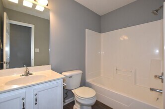 13650 Hunter Dr in Platte City, MO - Building Photo - Building Photo