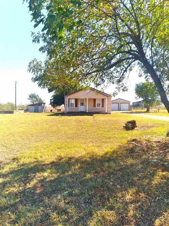 property at 5306 SE Bethel Rd