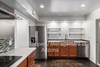 1030 E Bethany Home Rd in Phoenix, AZ - Building Photo - Building Photo