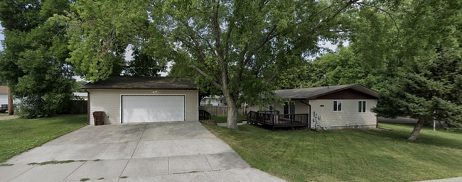 property at 1101 W 6th Ave