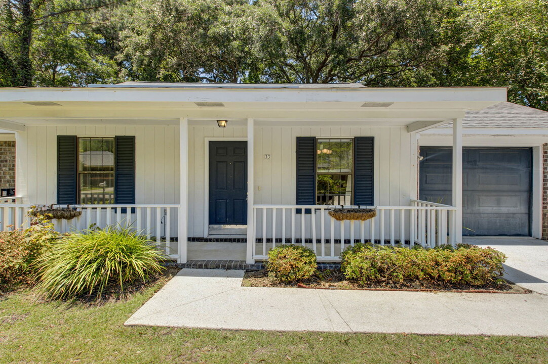 33 Paddlecreek Ave in Charleston, SC - Building Photo