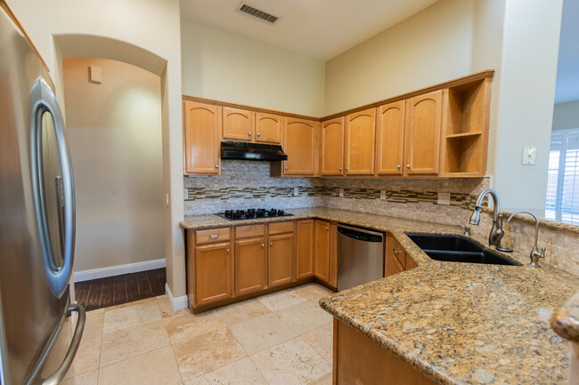 6929 W Monterey St in Chandler, AZ - Building Photo - Building Photo