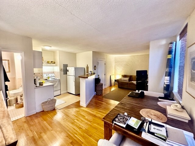 37 Tileston St in Boston, MA - Building Photo
