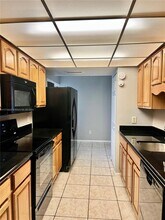 4575 S Texas Ave in Orlando, FL - Foto de edificio - Building Photo
