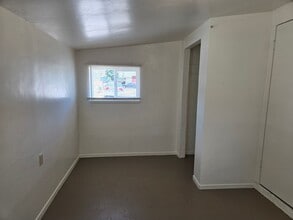 1111 Kenwood Ave in Turlock, CA - Building Photo - Building Photo