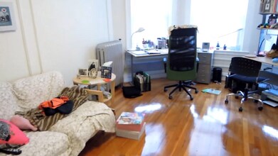 44 Maple St in Malden, MA - Foto de edificio - Building Photo