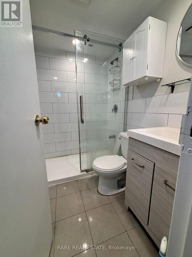 120 Spencer Ave in Toronto, ON - Building Photo - Building Photo