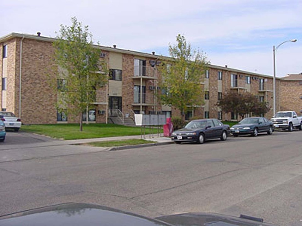 Garden Grove in Bismarck, ND - Foto de edificio