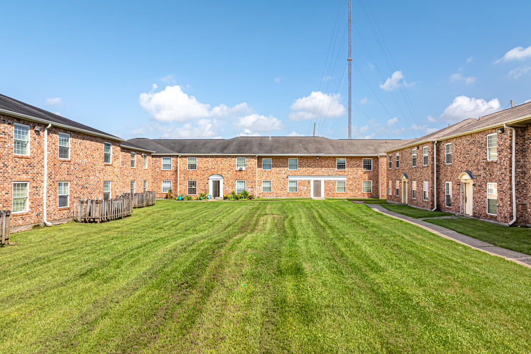 Forest Park Apartments in New Orleans, LA - Foto de edificio