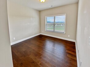 3037 Greenway Cir SE in Owens Cross Roads, AL - Building Photo - Building Photo