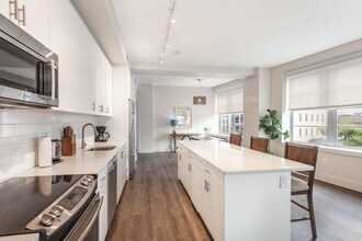 1111 Tulane Ave in New Orleans, LA - Building Photo - Building Photo