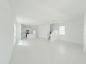 2008 Rider Rain Ln in Apopka, FL - Building Photo - Building Photo