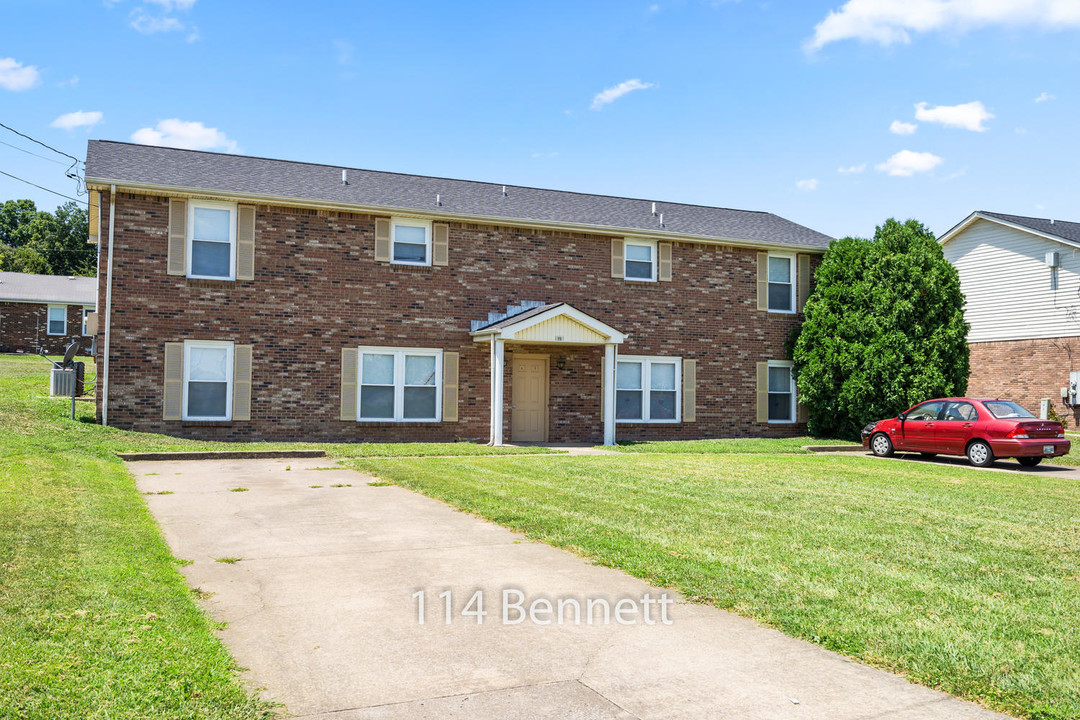 114 Bennett Dr in Clarksville, TN - Building Photo