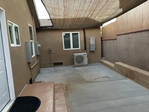 918 Centinela Ave, Unit 918 Centinela in Inglewood, CA - Building Photo - Building Photo