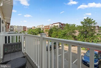 5736 45th Ave in Hyattsville, MD - Building Photo - Building Photo