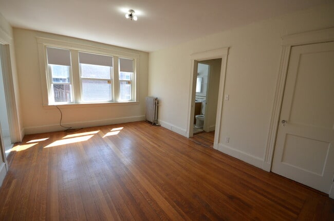 81 Washington St, Unit 32 in Boston, MA - Building Photo - Building Photo