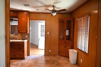 1325 W 34th St in Long Beach, CA - Building Photo - Building Photo