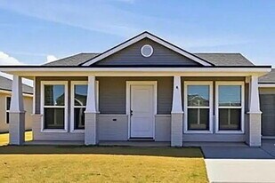 1605 135th St in Lubbock, TX - Building Photo